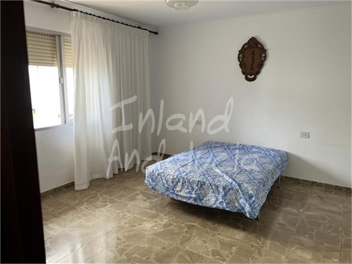 Image No.11-4 Bed House for sale