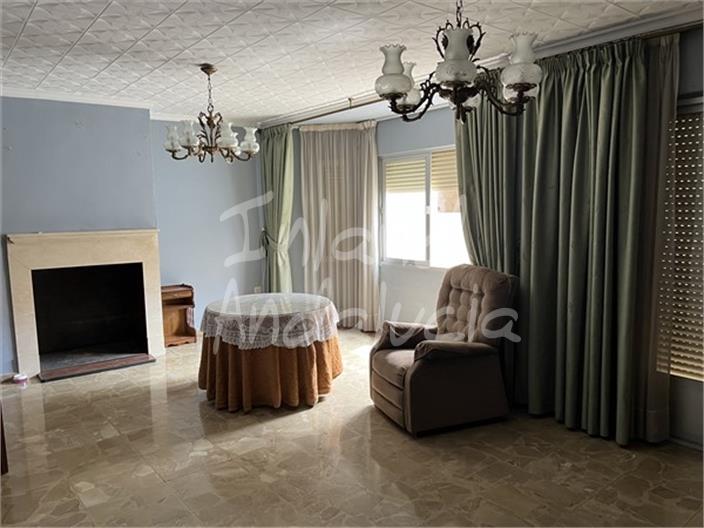 Image No.4-4 Bed House for sale