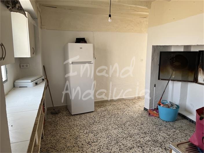 Image No.7-4 Bed House for sale