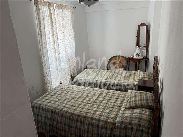 Image No.13-6 Bed House for sale