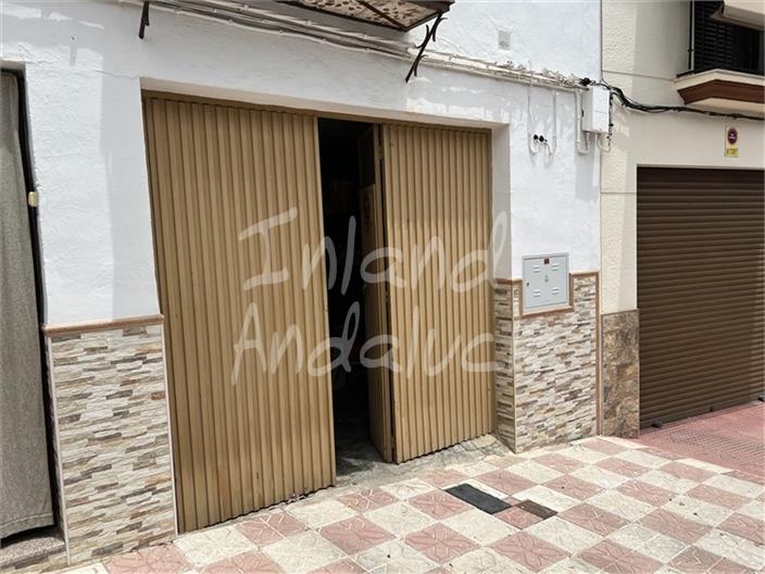 Image No.16-3 Bed House for sale