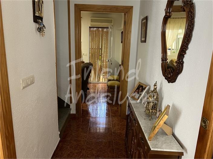 Image No.12-5 Bed House for sale