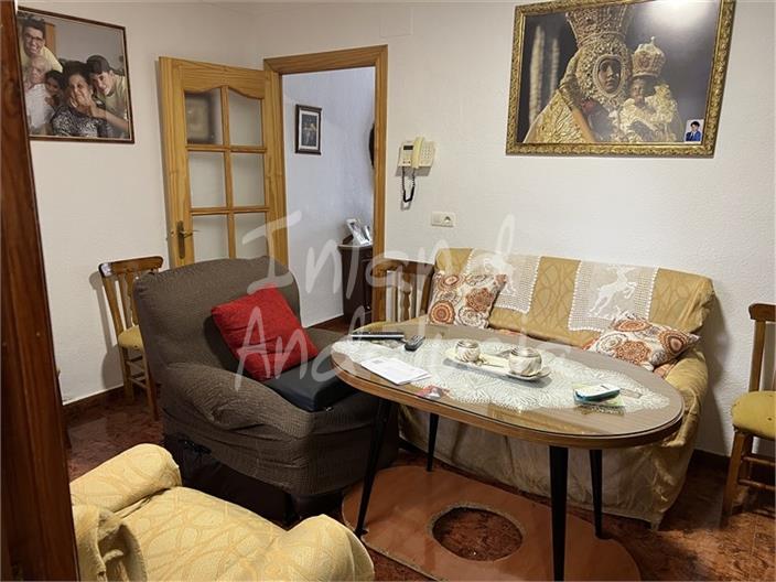 Image No.3-5 Bed House for sale