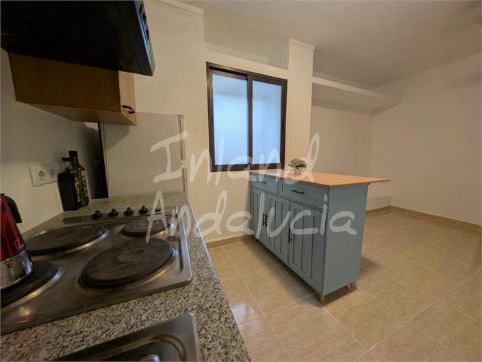 Image No.13-3 Bed House for sale