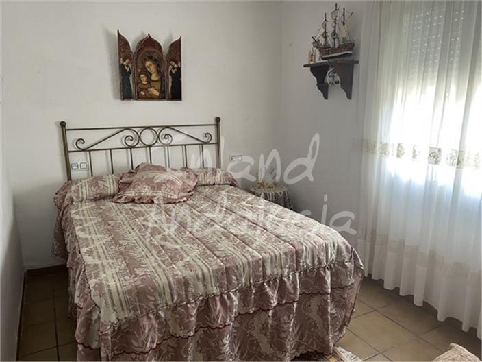 Image No.14-4 Bed Farmhouse for sale