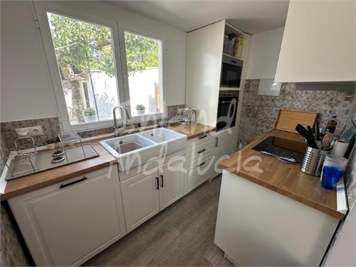 Image No.6-3 Bed Farmhouse for sale