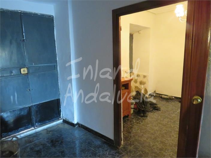 Image No.11-4 Bed House for sale