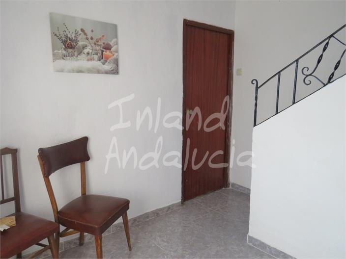 Image No.10-4 Bed House for sale