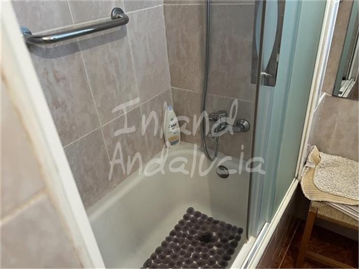 Image No.10-5 Bed House for sale