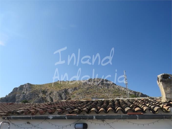 Image No.9-3 Bed House for sale