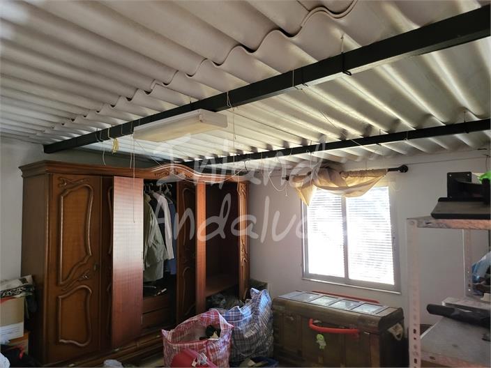 Image No.14-2 Bed Property for sale