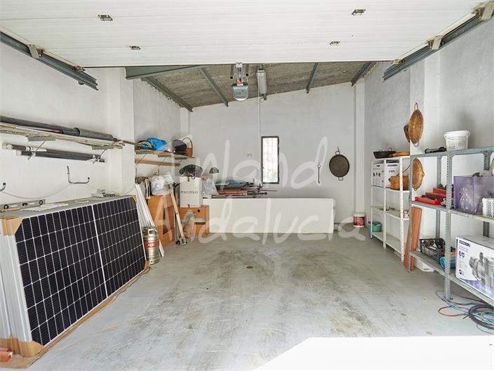 Image No.17-7 Bed Villa for sale