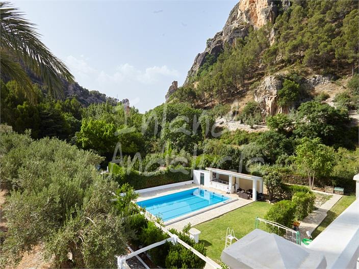 Image No.5-7 Bed Villa for sale