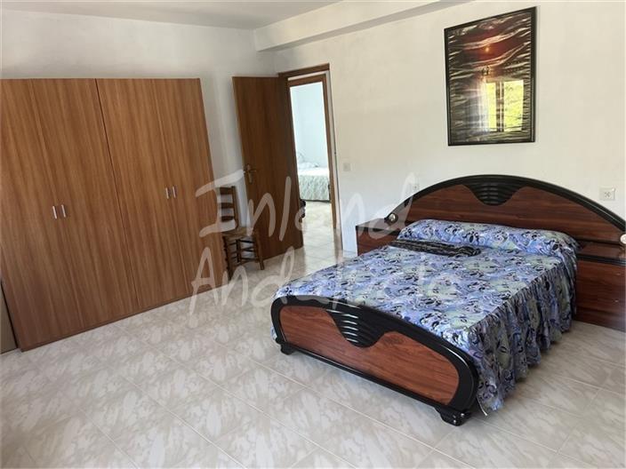 Image No.11-4 Bed House for sale