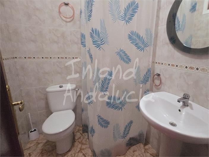 Image No.13-3 Bed House for sale