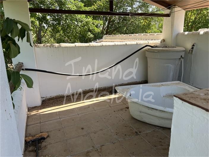 Image No.10-2 Bed House for sale