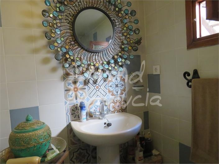 Image No.5-3 Bed House for sale