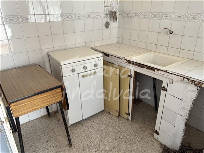 Image No.7-3 Bed House for sale