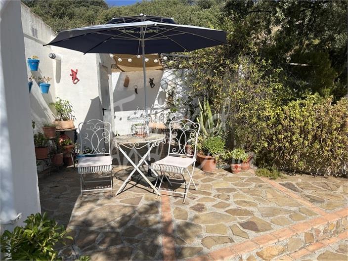 Image No.6-4 Bed Farmhouse for sale