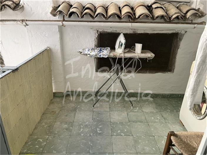 Image No.14-3 Bed House for sale