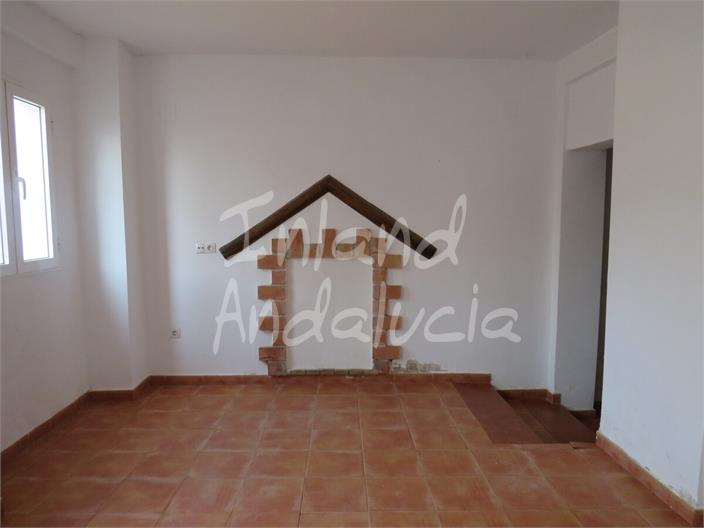 Image No.15-5 Bed House for sale