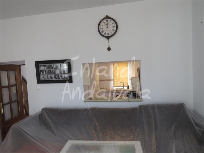 Image No.7-5 Bed House for sale