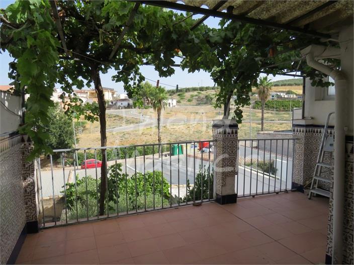 Image No.9-4 Bed House for sale