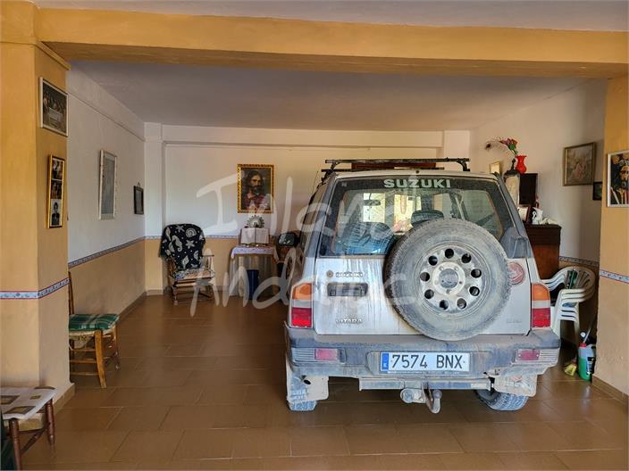 Image No.12-5 Bed House for sale