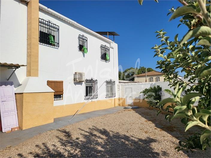 Image No.15-5 Bed House for sale