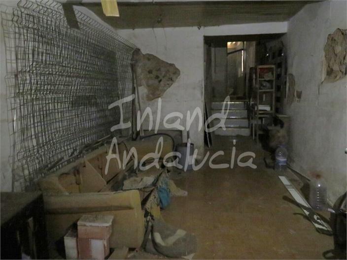 Image No.10-2 Bed House for sale