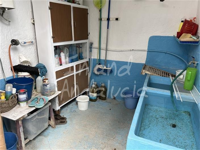 Image No.11-4 Bed Farmhouse for sale