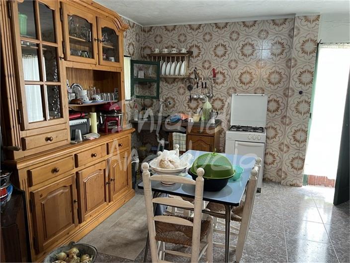 Image No.12-4 Bed Farmhouse for sale