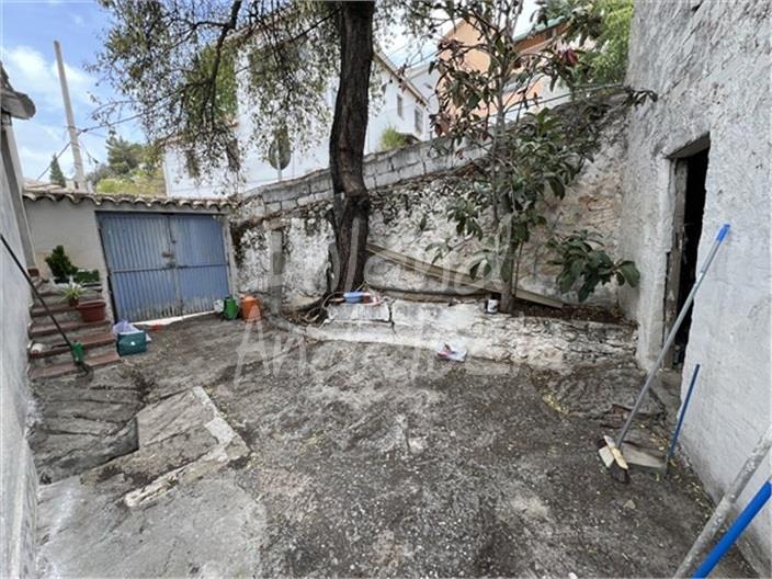 Image No.3-4 Bed House for sale