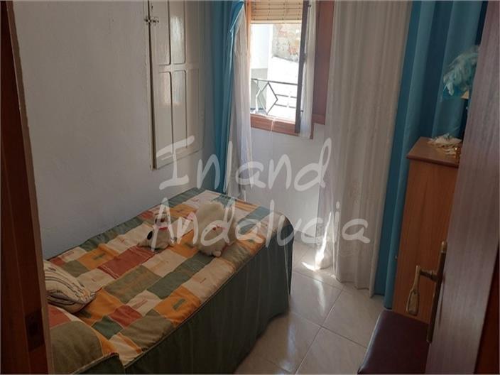 Image No.14-5 Bed House for sale