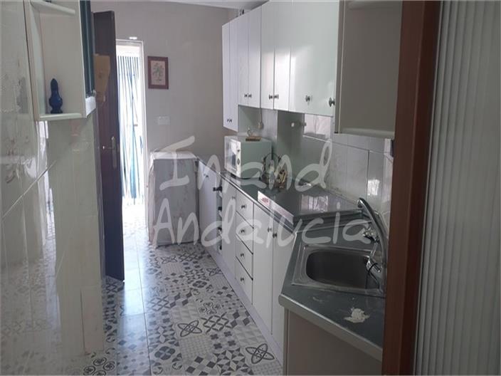 Image No.4-5 Bed House for sale