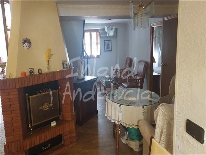 Image No.7-5 Bed House for sale