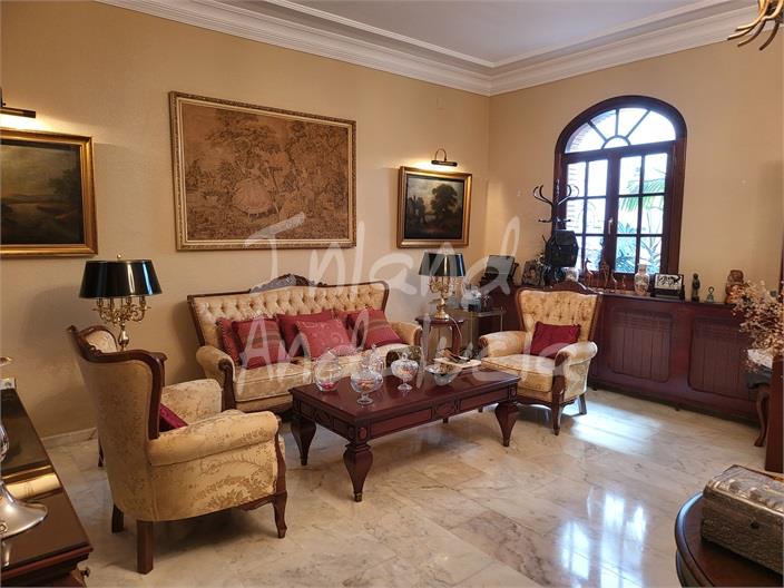 Image No.5-4 Bed House for sale