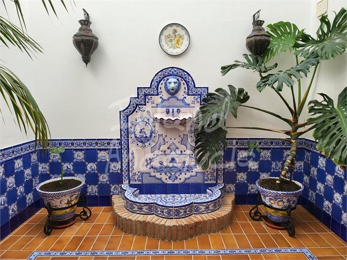 Image No.7-4 Bed House for sale