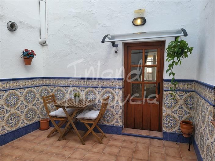 Image No.15-3 Bed House for sale