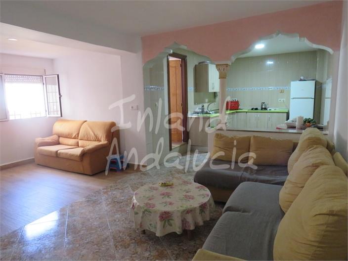 Image No.3-2 Bed House for sale