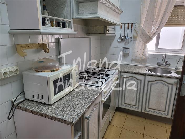 Image No.8-3 Bed Property for sale