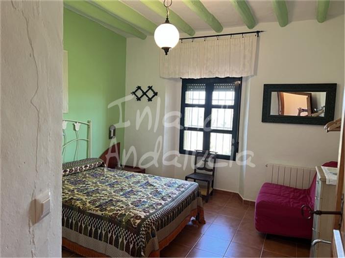 Image No.9-5 Bed Farmhouse for sale