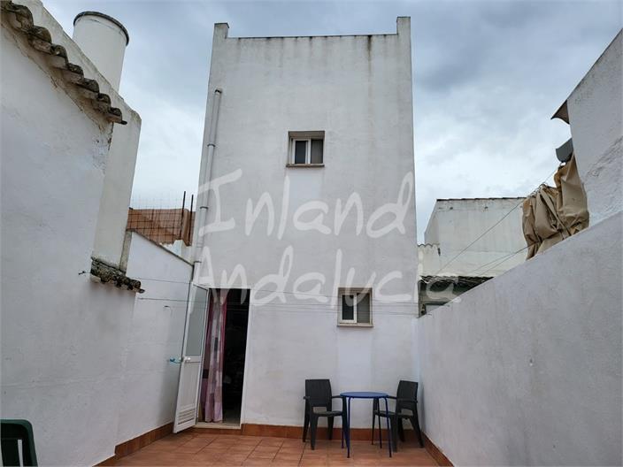 Image No.3-4 Bed House for sale