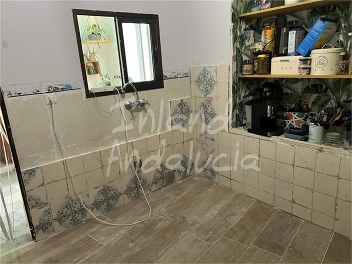 Image No.12-3 Bed House for sale