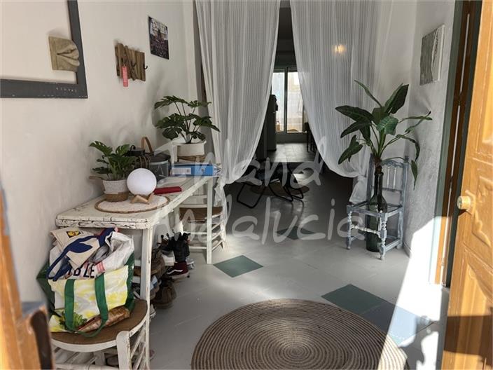 Image No.4-3 Bed House for sale