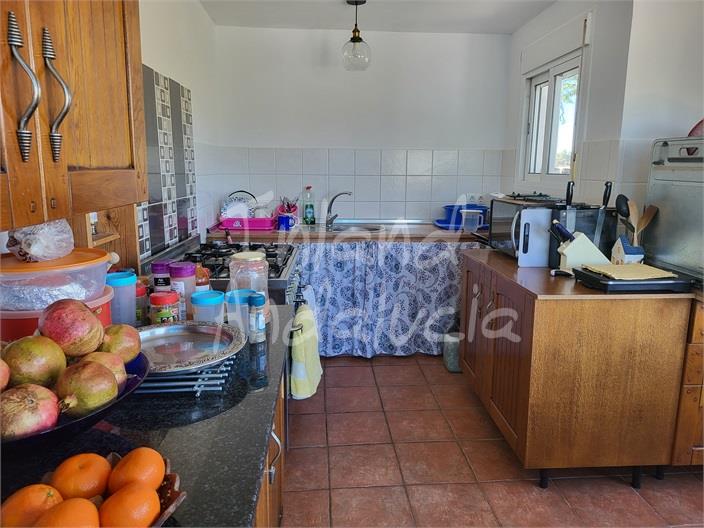 Image No.9-4 Bed Farmhouse for sale