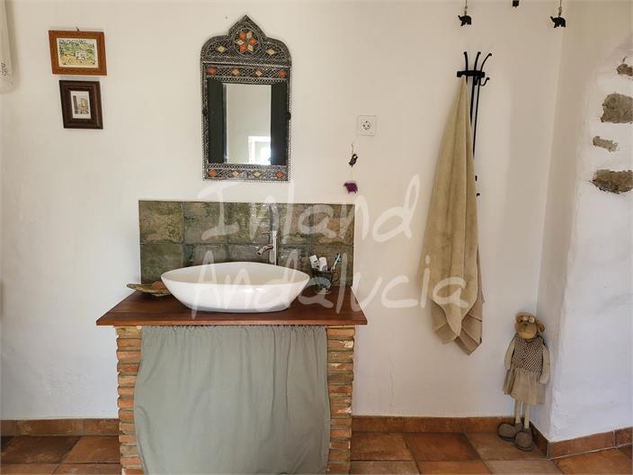 Image No.12-2 Bed Villa for sale