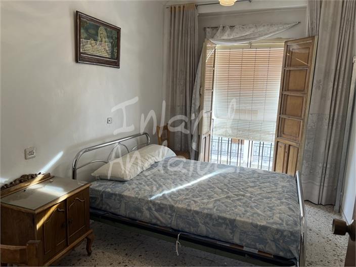 Image No.12-6 Bed House for sale