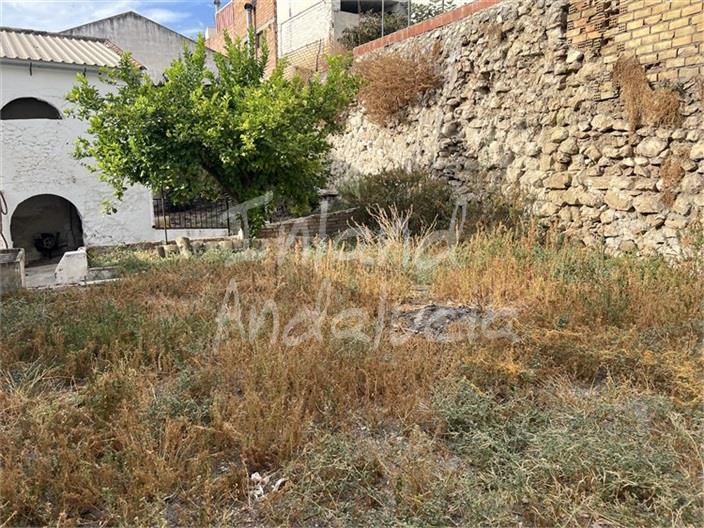 Image No.16-6 Bed House for sale