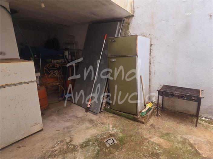 Image No.14-4 Bed House for sale